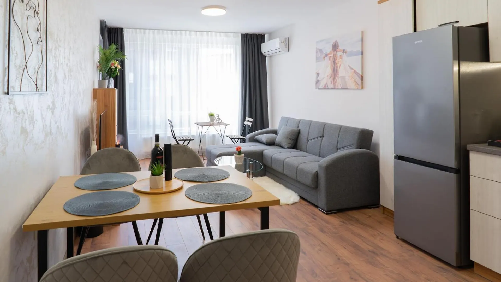 New Modern & Cozy Apartment With Free Private Parking And Ev Charging Station Varna