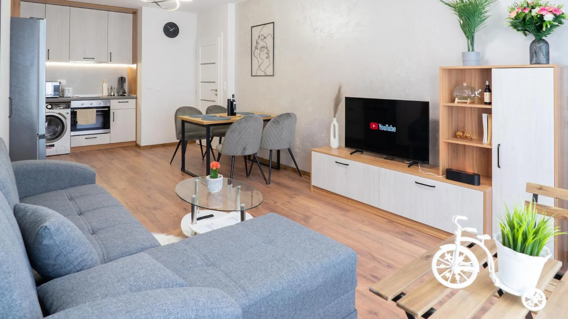 New Modern & Cozy Apartment With Free Private Parking And Ev Charging Station Varna 0*,