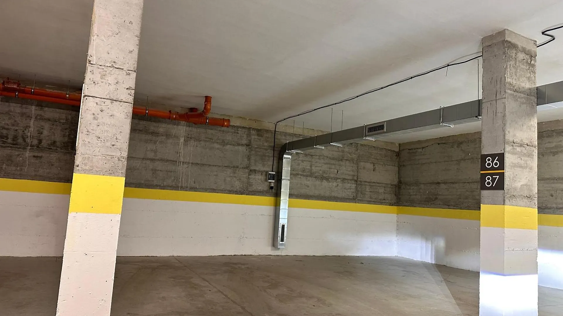New Modern & Cozy Apartment With Free Private Parking And Ev Charging Station Varna